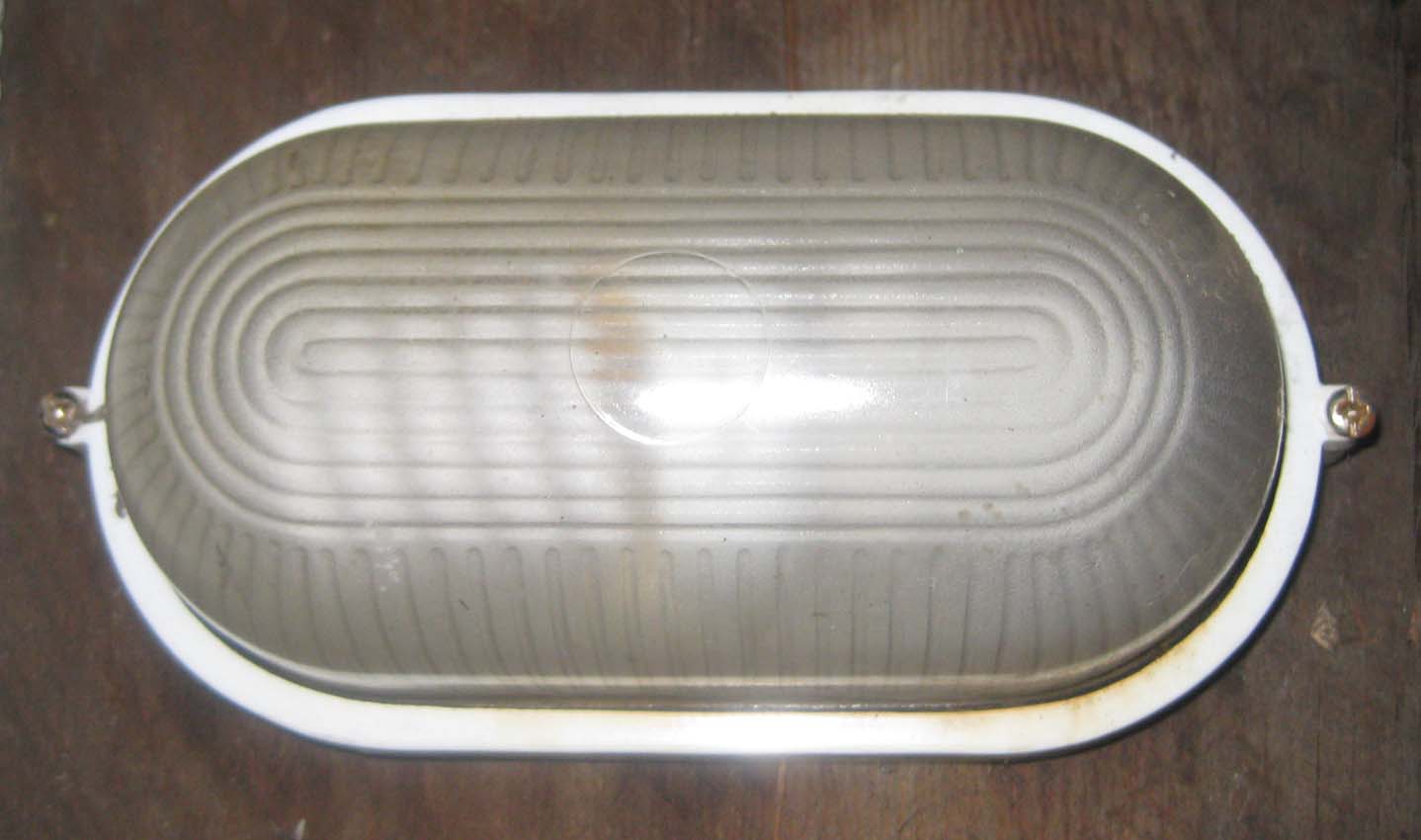 Монтаж настенного светильника (бра) Монтаж настенного светильника